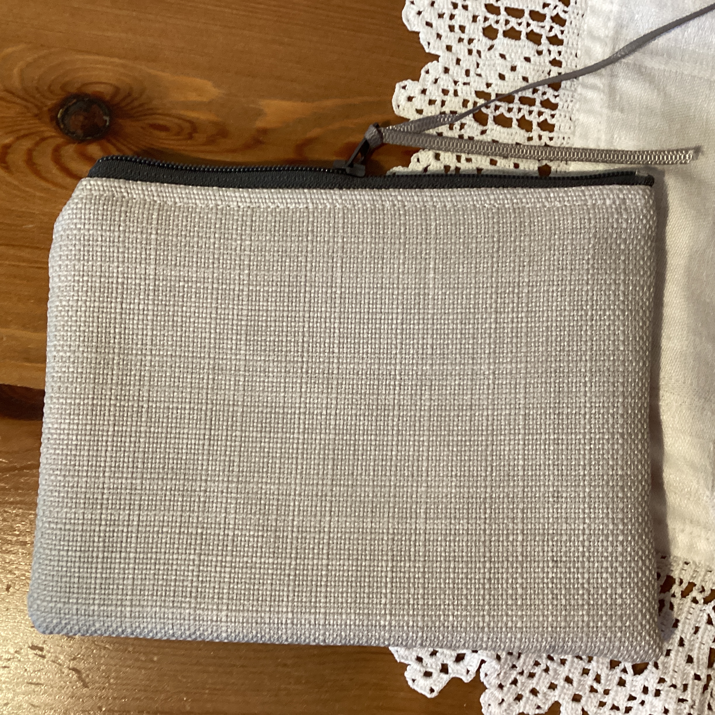 Zipped Coin Purse - grey linen with sheep